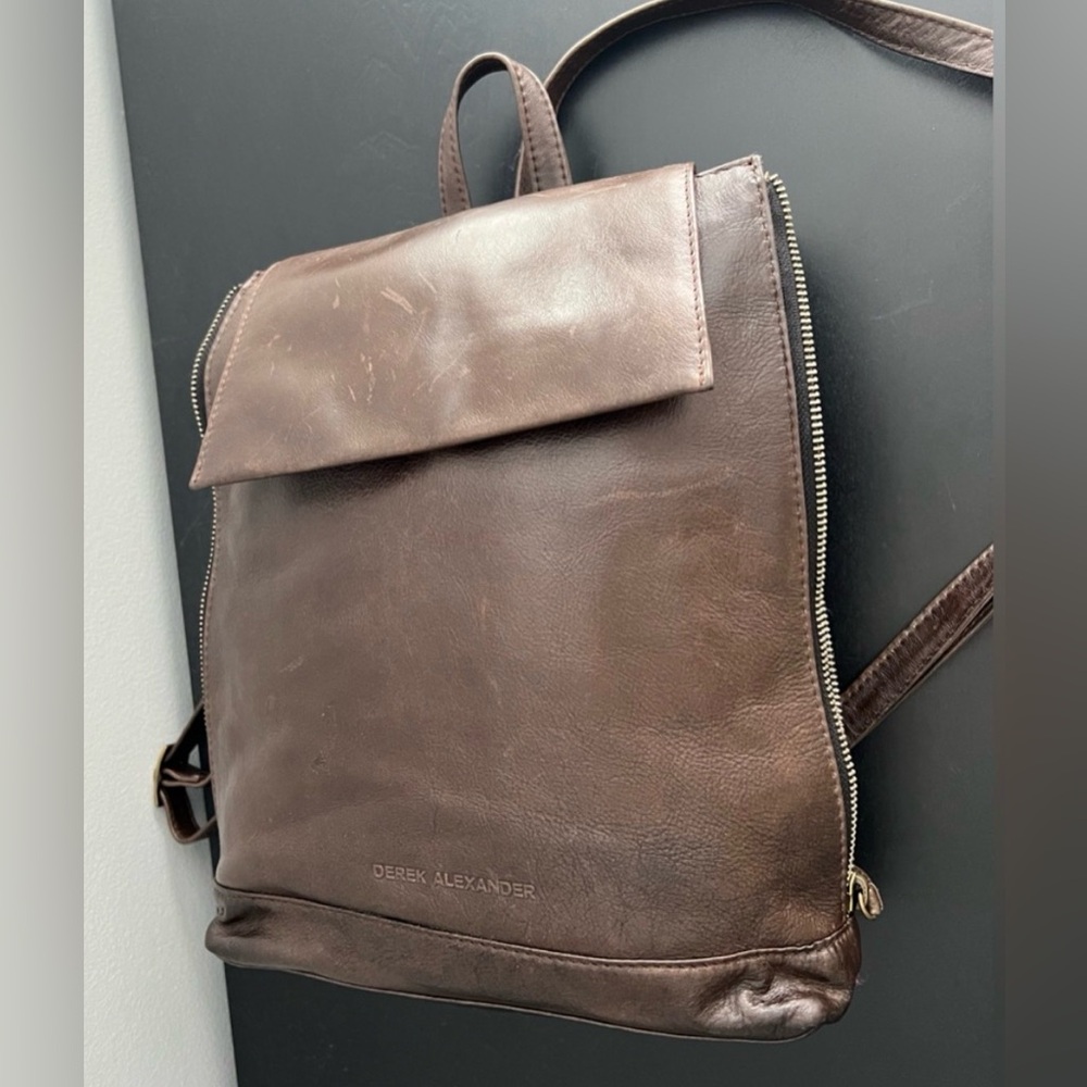 Derek Alexander Vintage Distressed Leather Multi Pocket Expandable Side Backpack